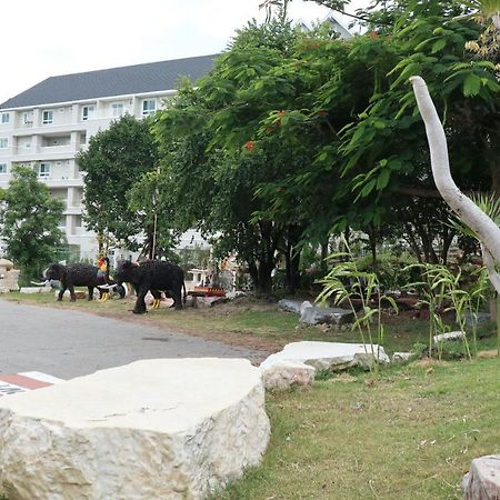 Phuranya Resort Pakchong Bagian luar foto